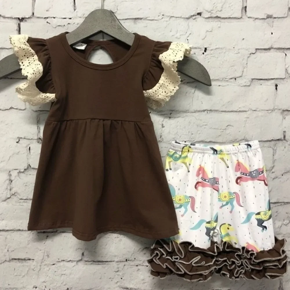 2pc. Baby Girl Carousel Print Shorts Set